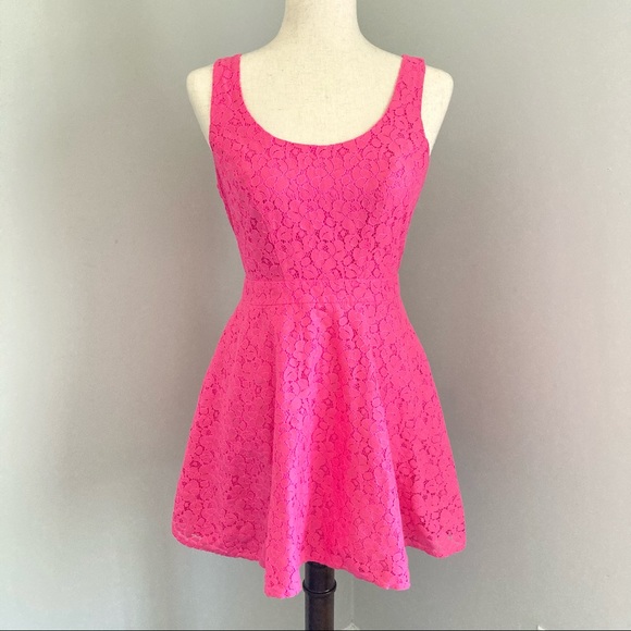 Aeropostale Dresses & Skirts - Aeropostale Pink Floral Fit and Flare Dress